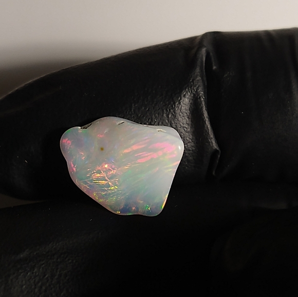 Spectacular Natural Opal With Rate Pattern - Picture 4 of 16